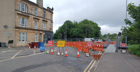 A section of Ferry Road is closed Kings Inch Road Sewer Upgrade
